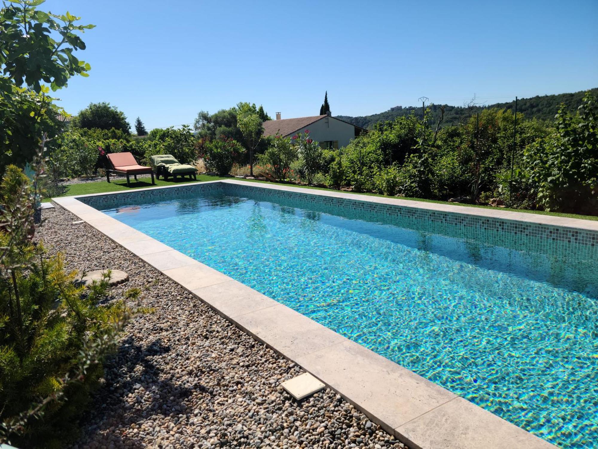 Bed and Breakfast Les Papillons D'Uzes Saint-Laurent-la-Vernède Exteriér fotografie